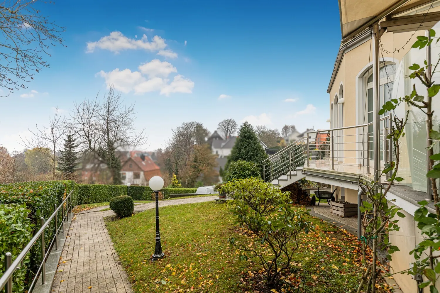 Idyllisch angelegte Wege