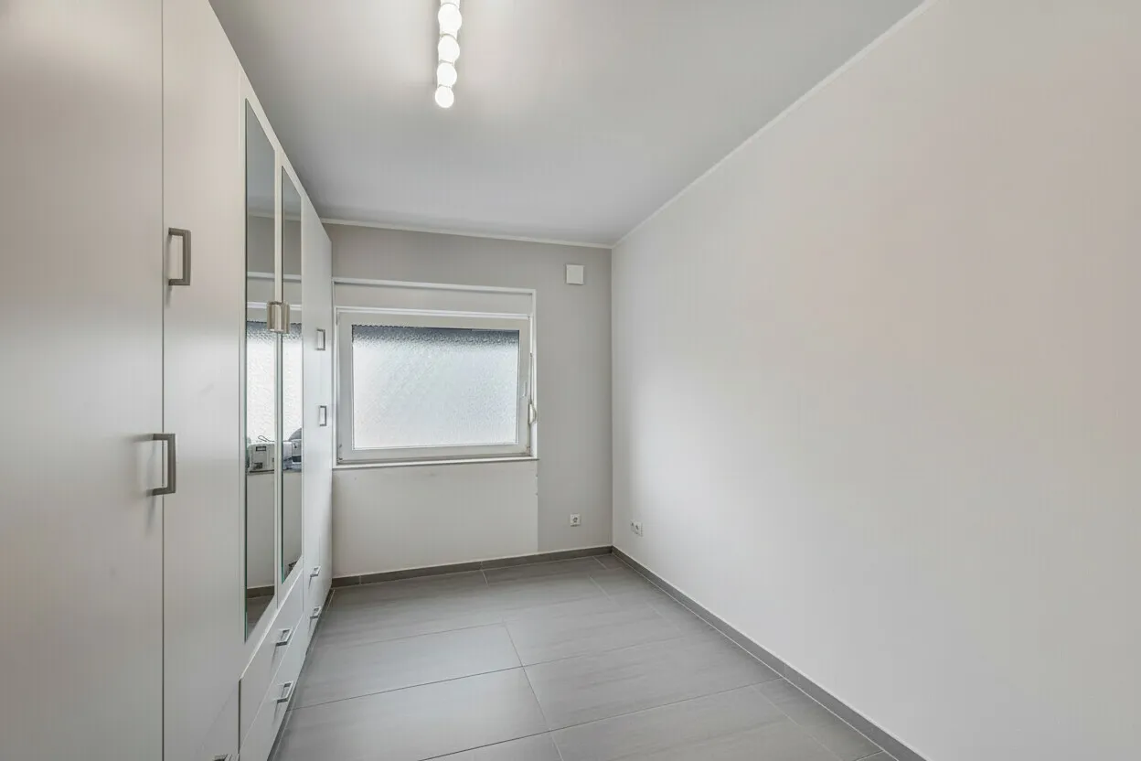 Großes Ankleidezimmer
