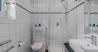 von_poll_real_estate_property_25157014_image_9