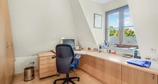 von_poll_real_estate_property_25157013_image_18