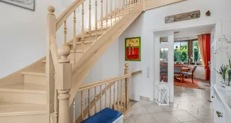 von_poll_real_estate_property_25157013_image_5