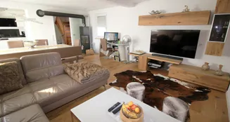 von_poll_real_estate_property_25455028_image_2