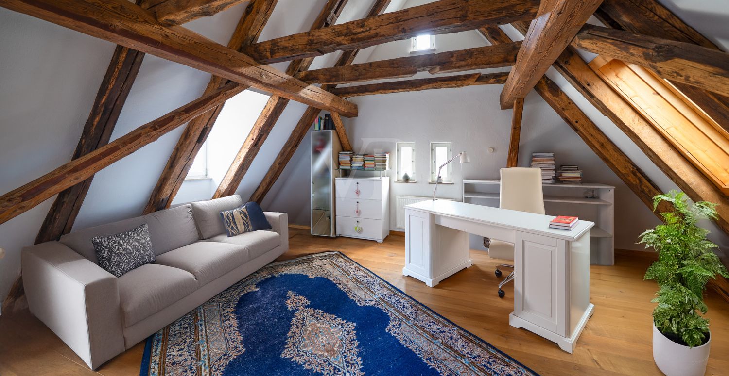 Arbeitszimmer