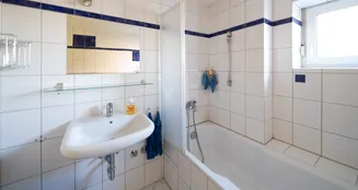 von_poll_real_estate_property_24455052_image_4