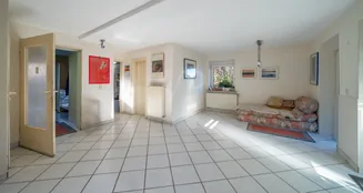 von_poll_real_estate_property_24455052_image_1