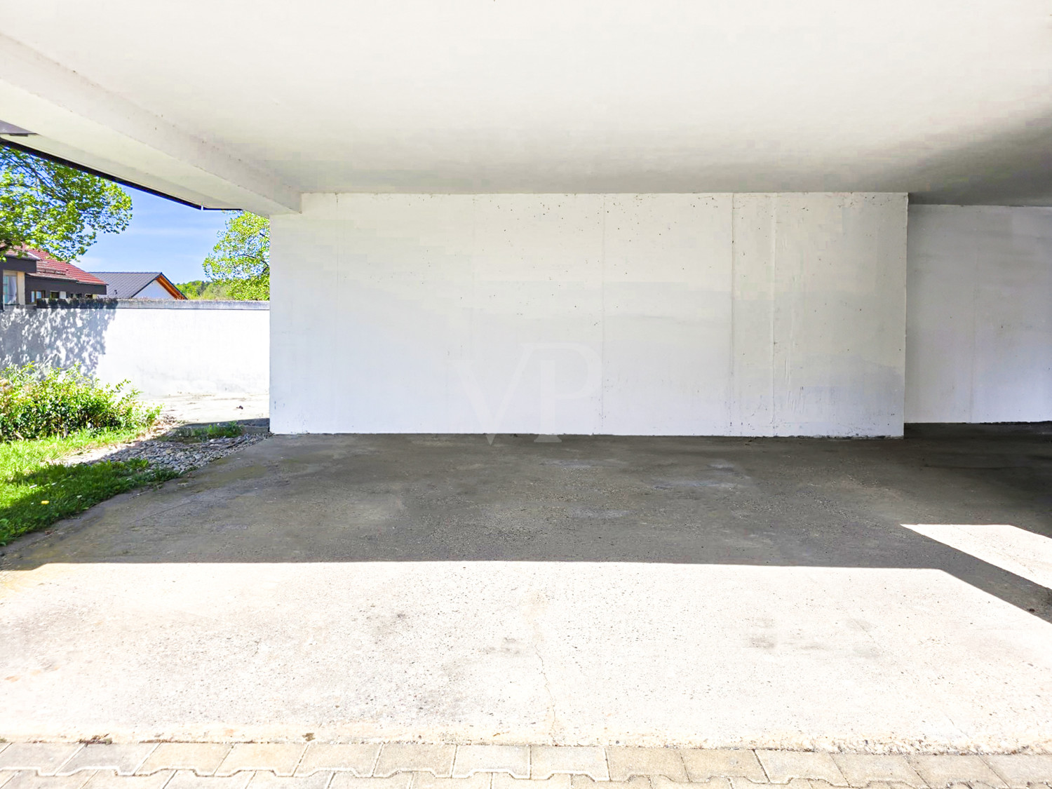 2 x Stellplätze (Carport)