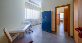 von_poll_real_estate_property_25455020_image_6