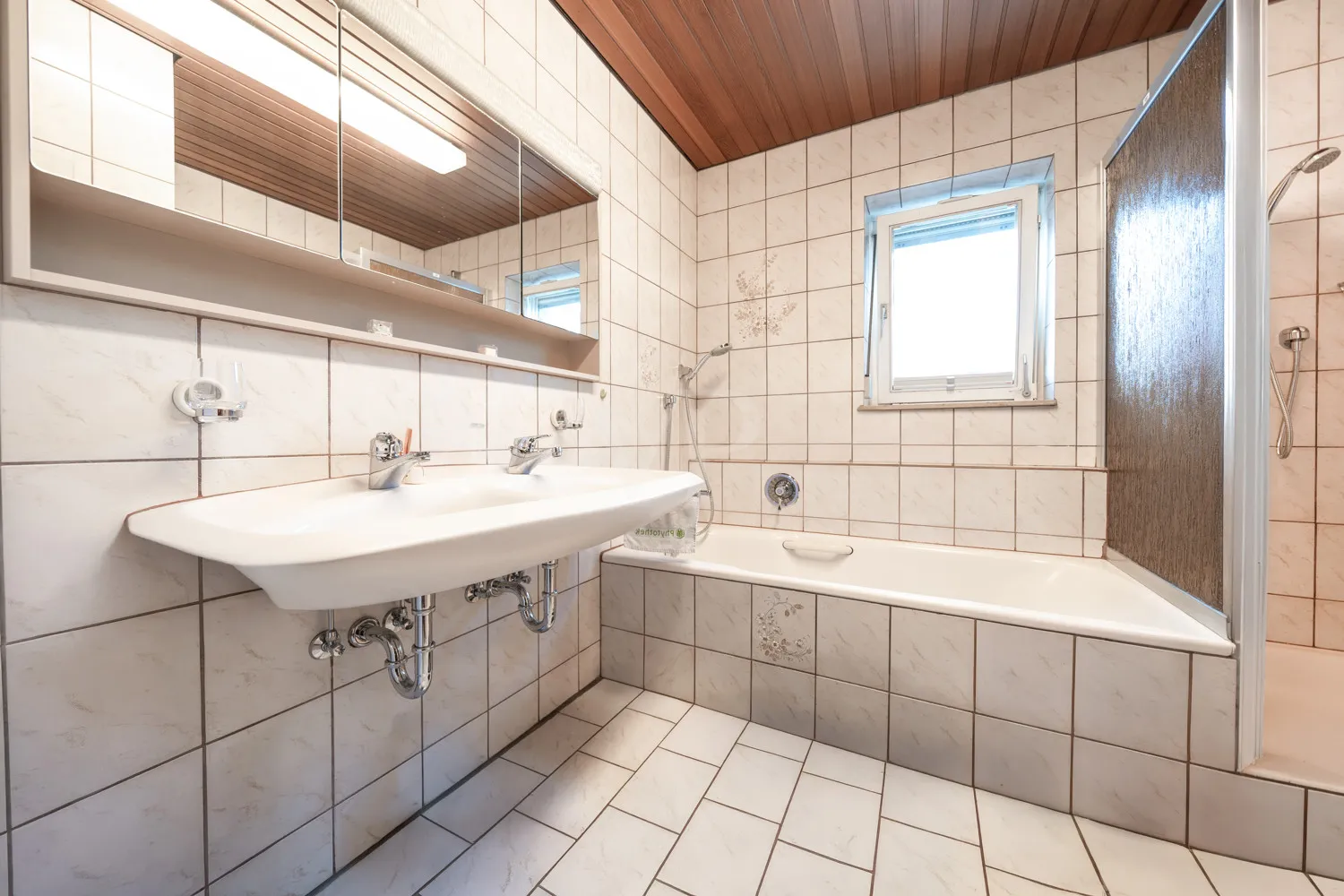 Obergeschoss - Wohnung Nr. 2 - Badezimmer