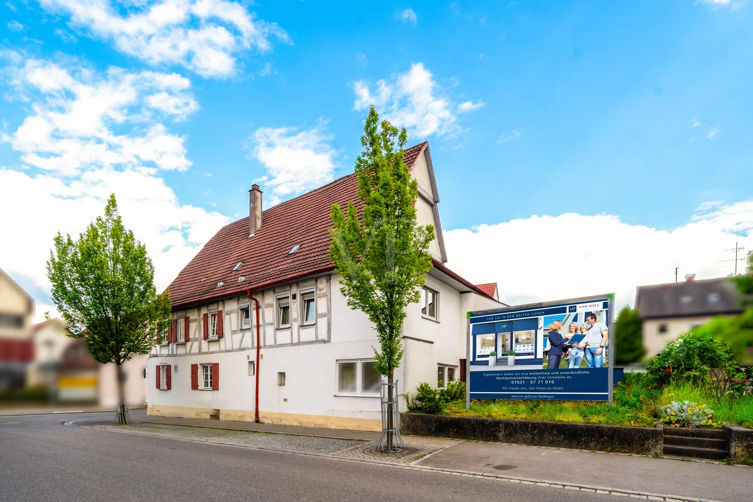 Gebäude - Straßenansicht (Norden)