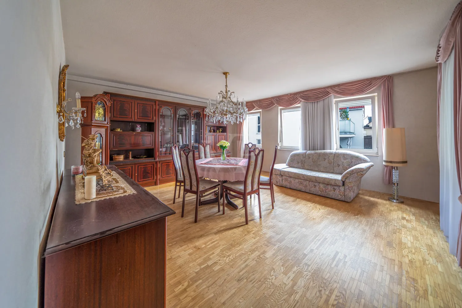 Obergeschoss - Wohnung Nr. 2 - Wohnzimmer