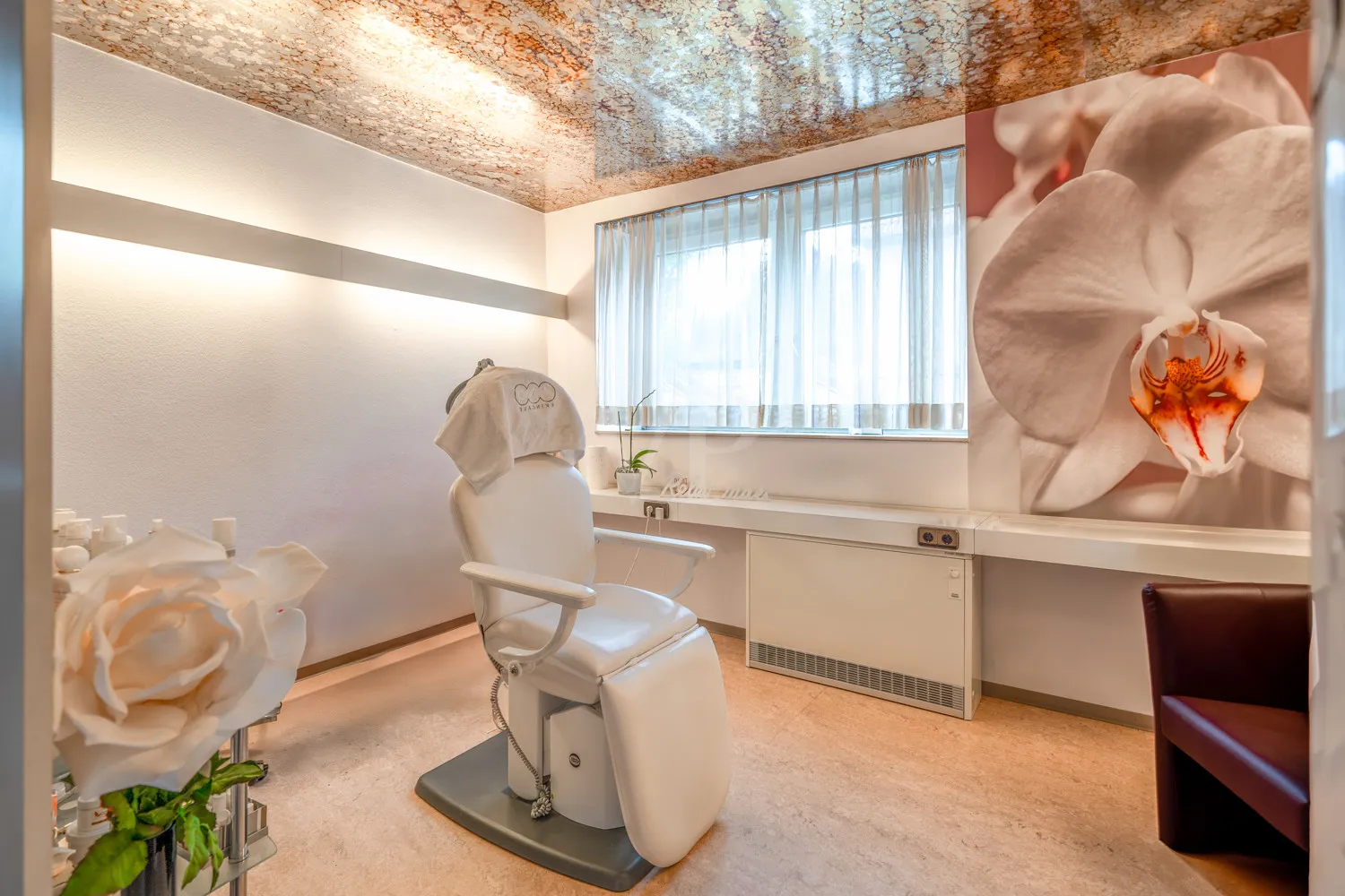 Erdgeschoss - Gewerbe - Kosmetiksalon