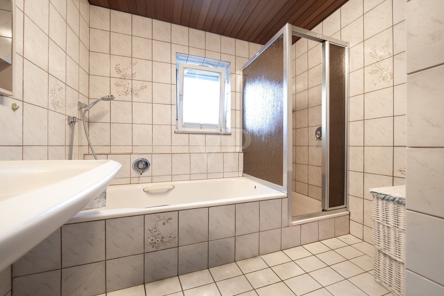 Badezimmer Wohnung 2