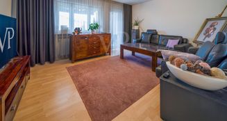 von_poll_real_estate_property_25455027_image_0
