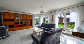 von_poll_real_estate_property_25455039_image_8