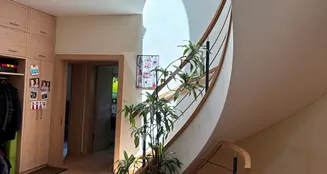 von_poll_real_estate_property_252000071_image_9