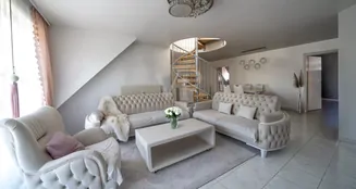 von_poll_real_estate_property_25455045_image_3