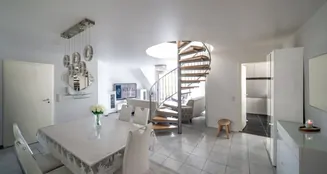 von_poll_real_estate_property_25455045_image_15