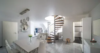 von_poll_real_estate_property_25455045_image_15