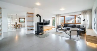 von_poll_real_estate_property_25455050_image_9