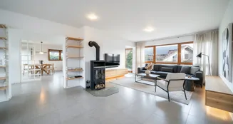 von_poll_real_estate_property_25455050_image_9