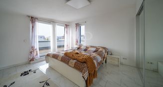 von_poll_real_estate_property_25455047_image_13