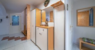 von_poll_real_estate_property_25455047_image_8