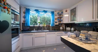 von_poll_real_estate_property_25455047_image_5