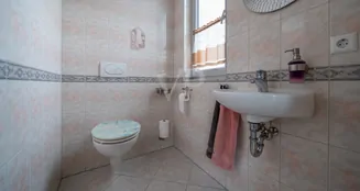 von_poll_real_estate_property_25455047_image_6