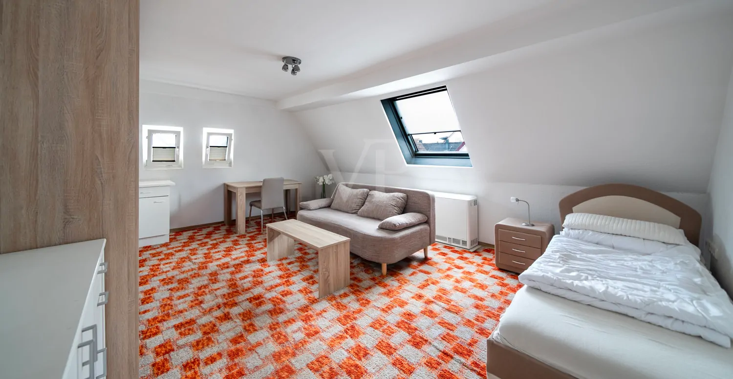 Zusätzliches Zimmer DG