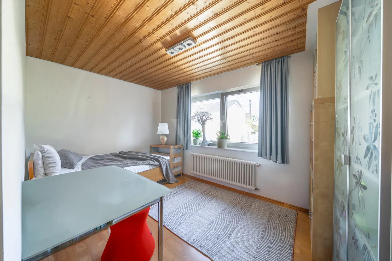 Kinderzimmer EG