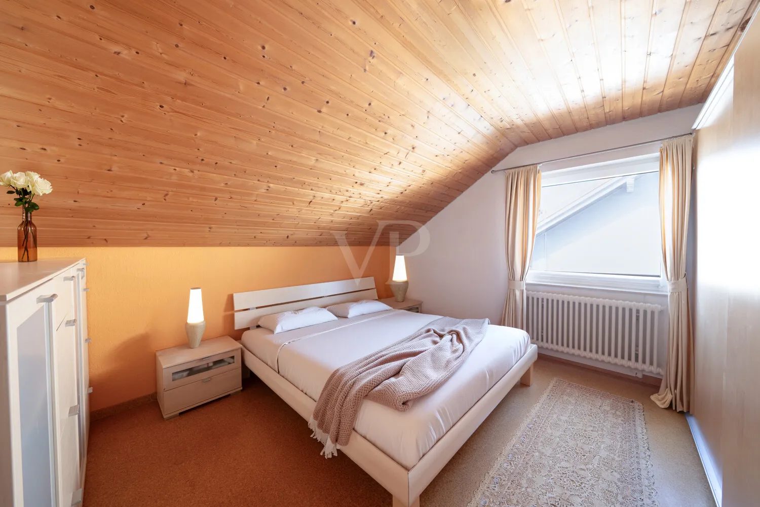 Schlafzimmer DG