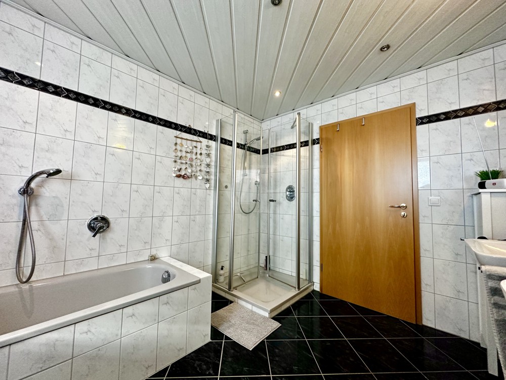 Badezimmer OG