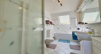 von_poll_real_estate_property_25388009_image_21