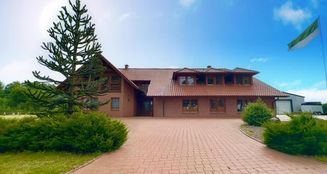 von_poll_real_estate_property_25388013_image_0