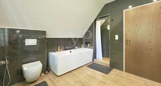 von_poll_real_estate_property_25388017_image_20