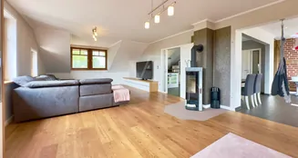 von_poll_real_estate_property_25388013a_image_5