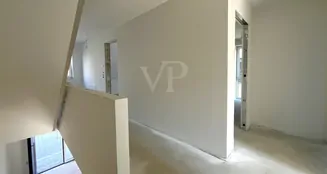 von_poll_real_estate_property_25187010c_image_7