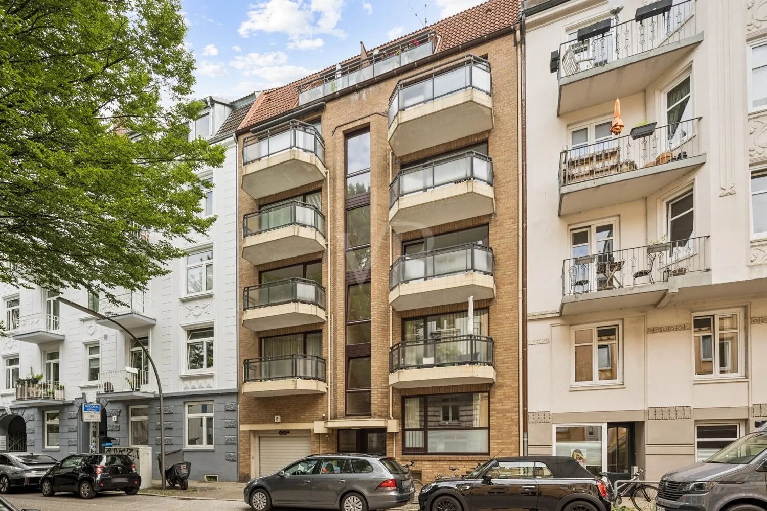 10 Parteienhaus mit Tiefgarage und Aufzug