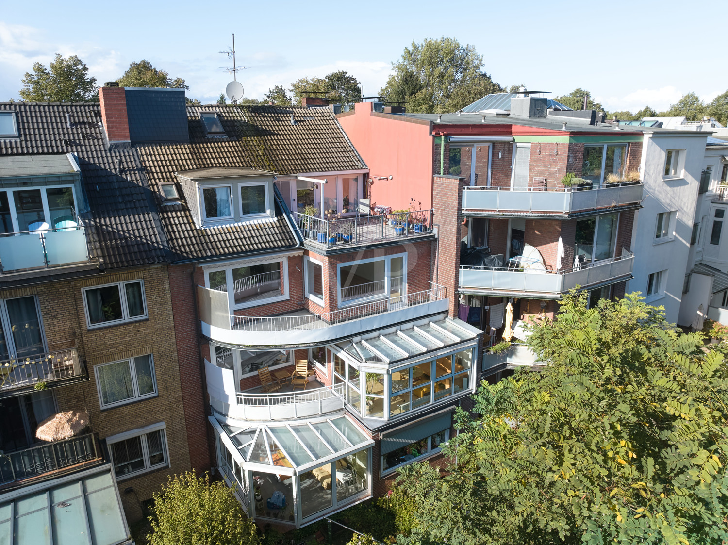 Vogelperspektive auf den Balkon im 2. OG