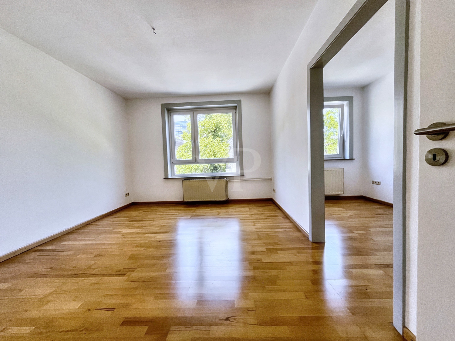 Wohnbereich mit Übergang zum Esszimmer