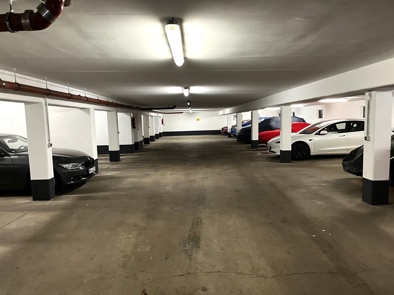 Tiefgarage mit Ihrem neuen Stellplatz