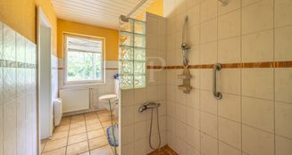 von_poll_real_estate_property_25265009_image_5