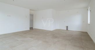 von_poll_real_estate_property_25265001C5_image_1