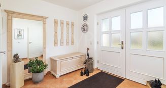 von_poll_real_estate_property_24265009A_image_2
