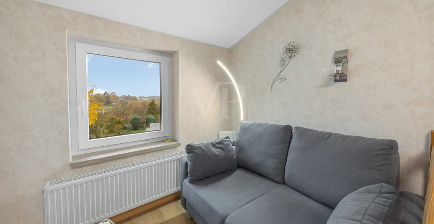 Leseecke mit Blick ins Grüne