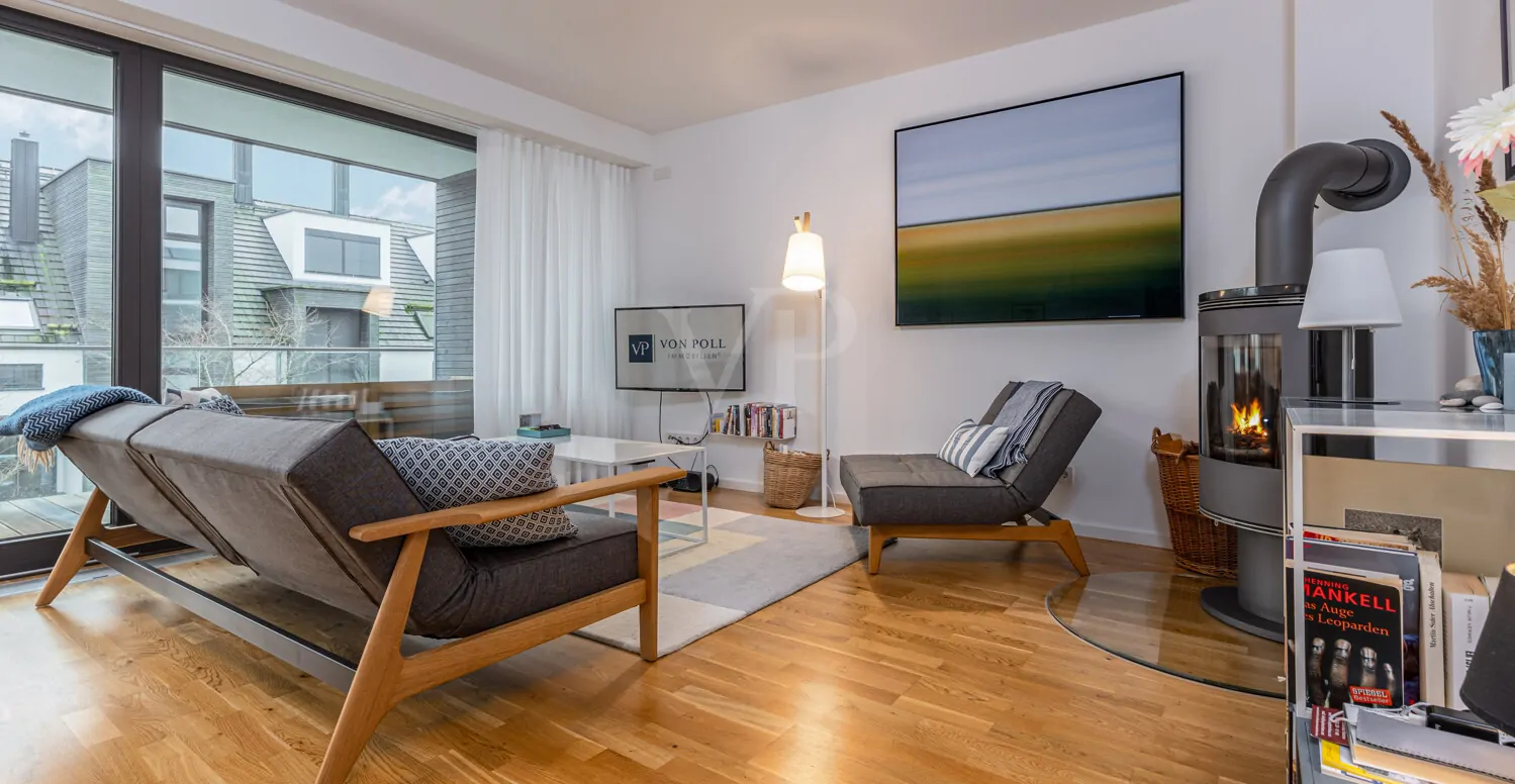 lichtdurchfluteter Wohnbereich