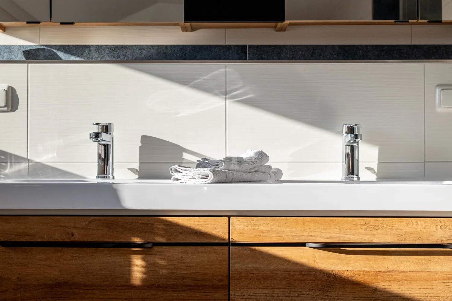 Nahaufnahme Doppelwaschbecken