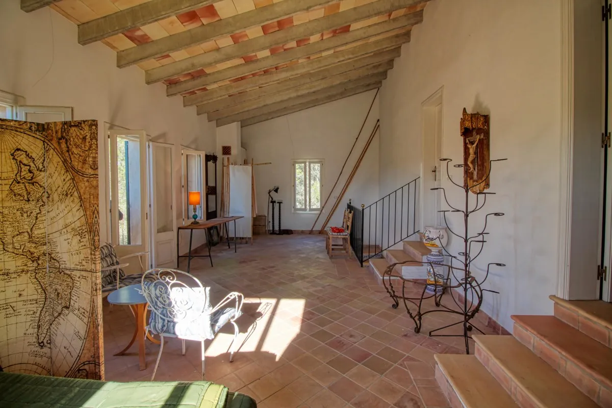 Rustic-finca-in-the-countryside-near-Arta