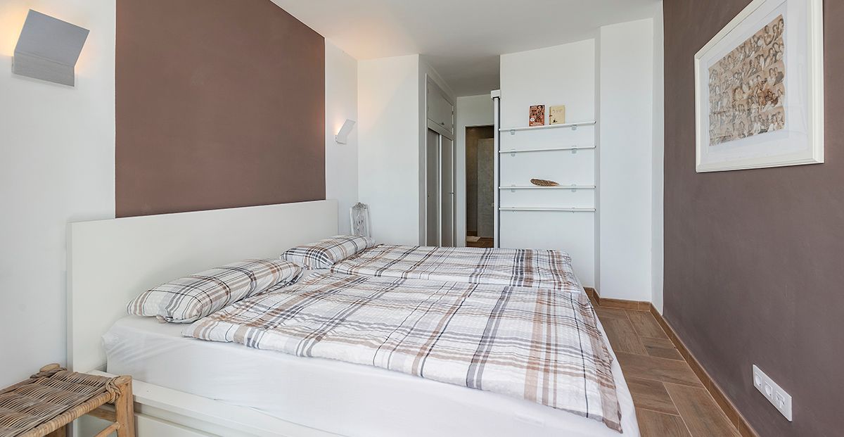 Luxuriöse-Wohnung-direkt-am-Meer-in-Puerto-de-Alcudia