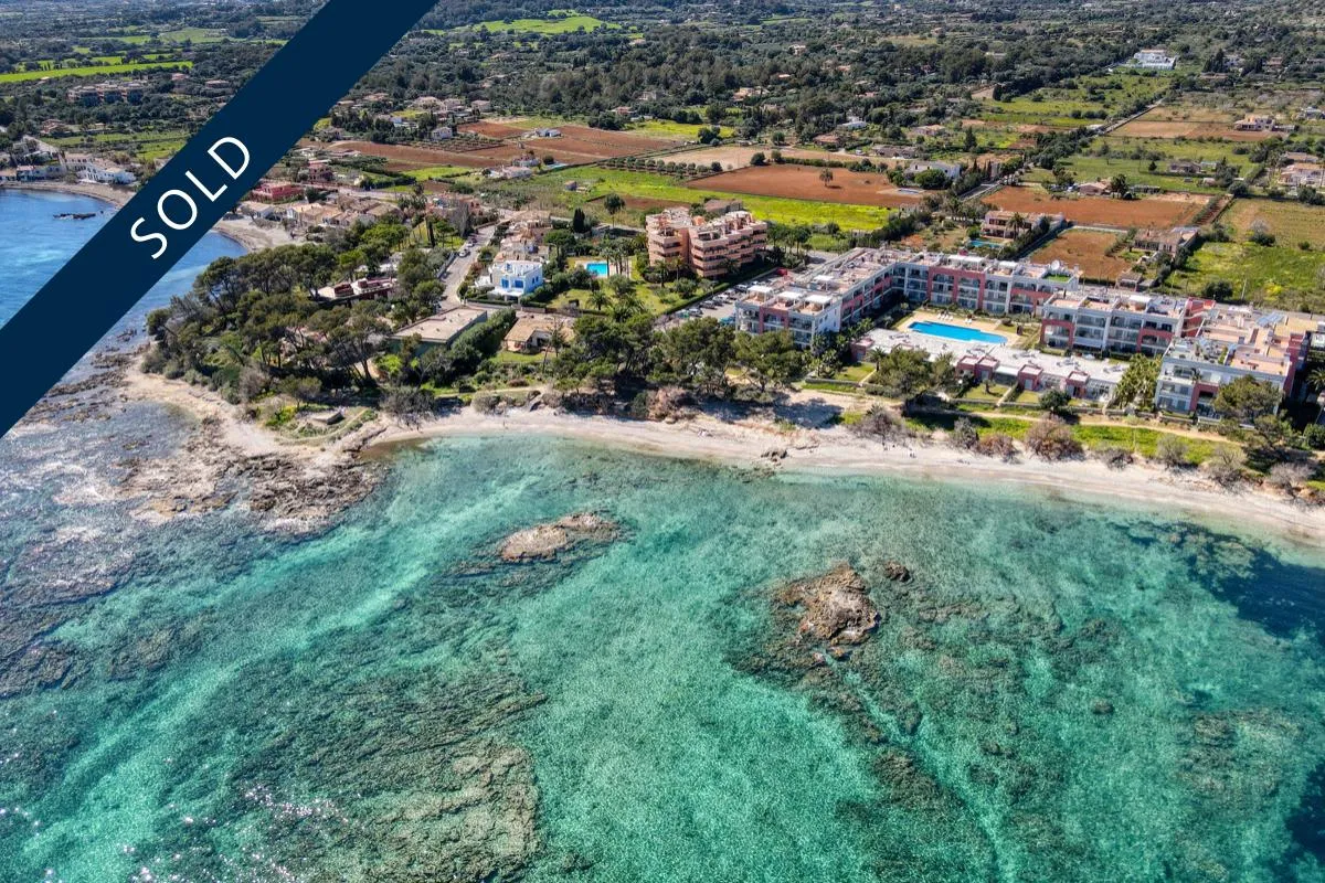Fantástico piso en primera línea de playa en Port Vell cerca de Son Servera